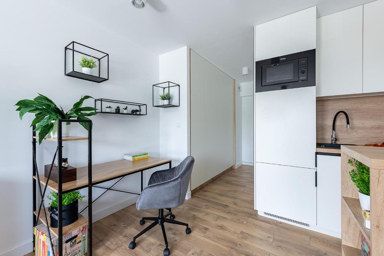 Good Apartments: Modern Near Bielański Hospital And Awf *