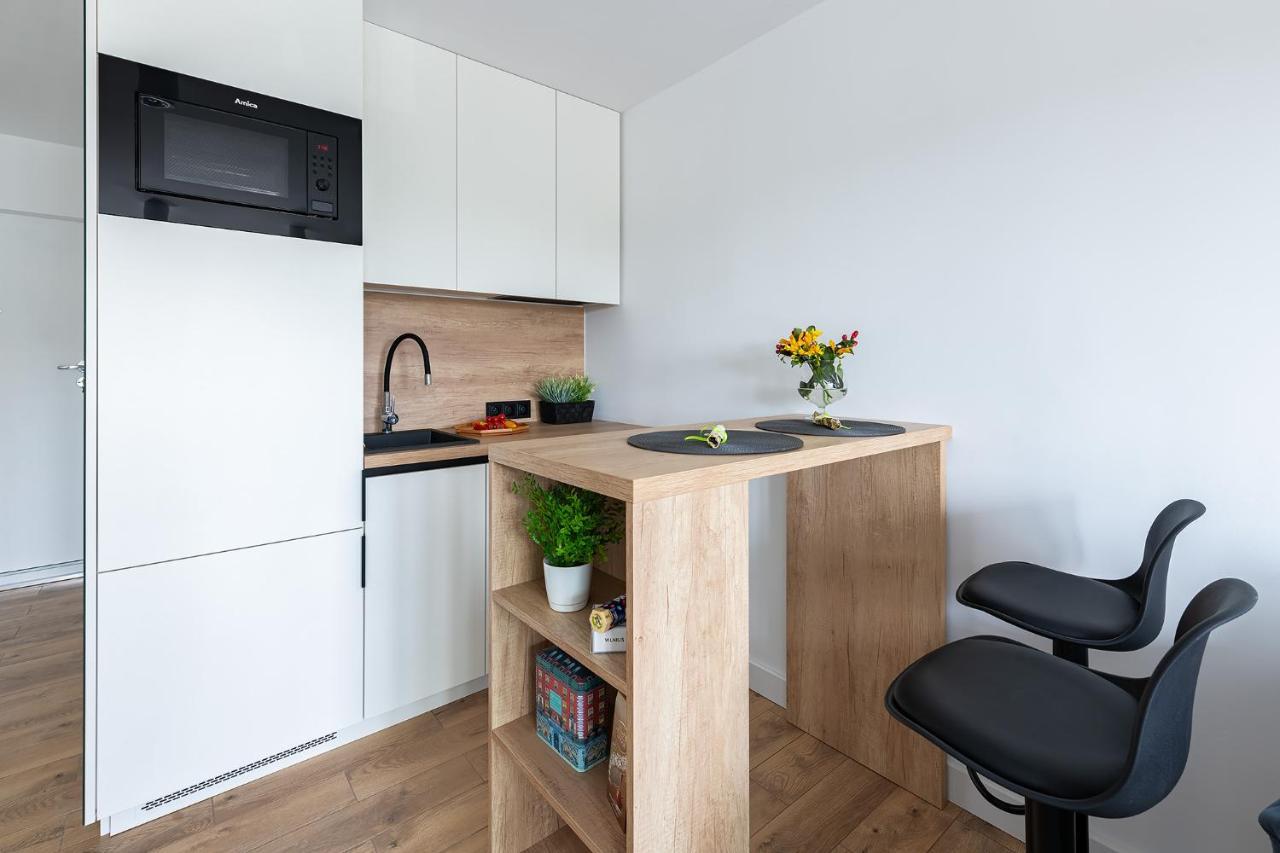 Good Apartments: Modern Near Bielański Hospital And Awf Warsaw