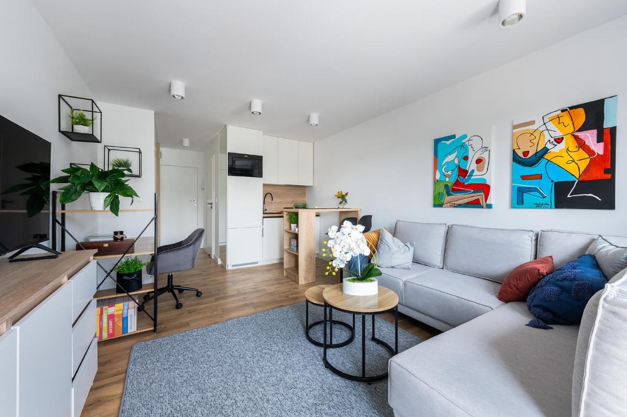 Good Apartments: Modern Near Bielański Hospital And Awf *